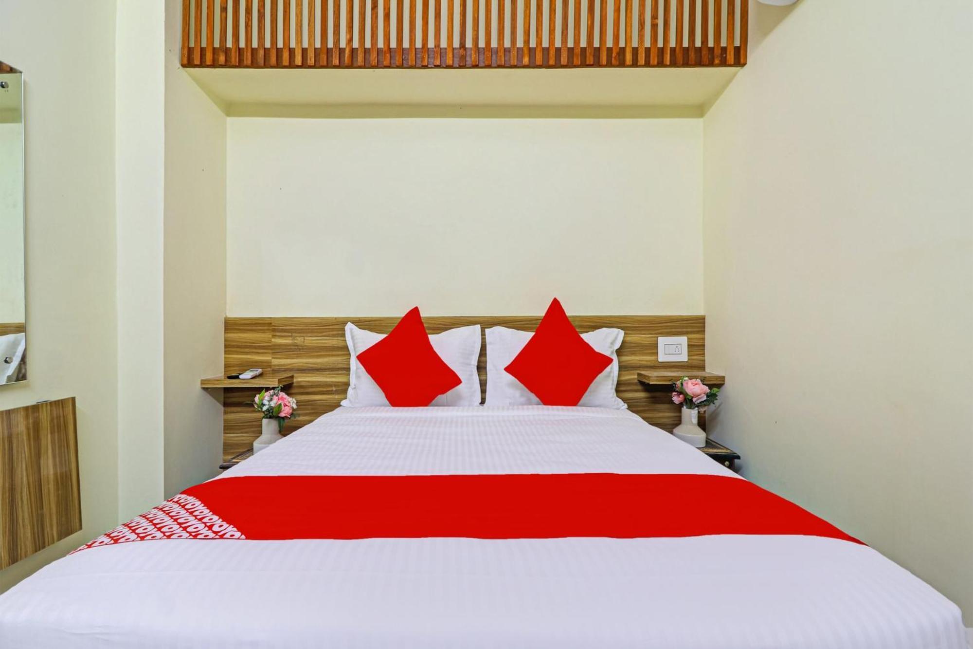 Super Hotel O Dsr Inn Near Nexus Hyderabad Esterno foto