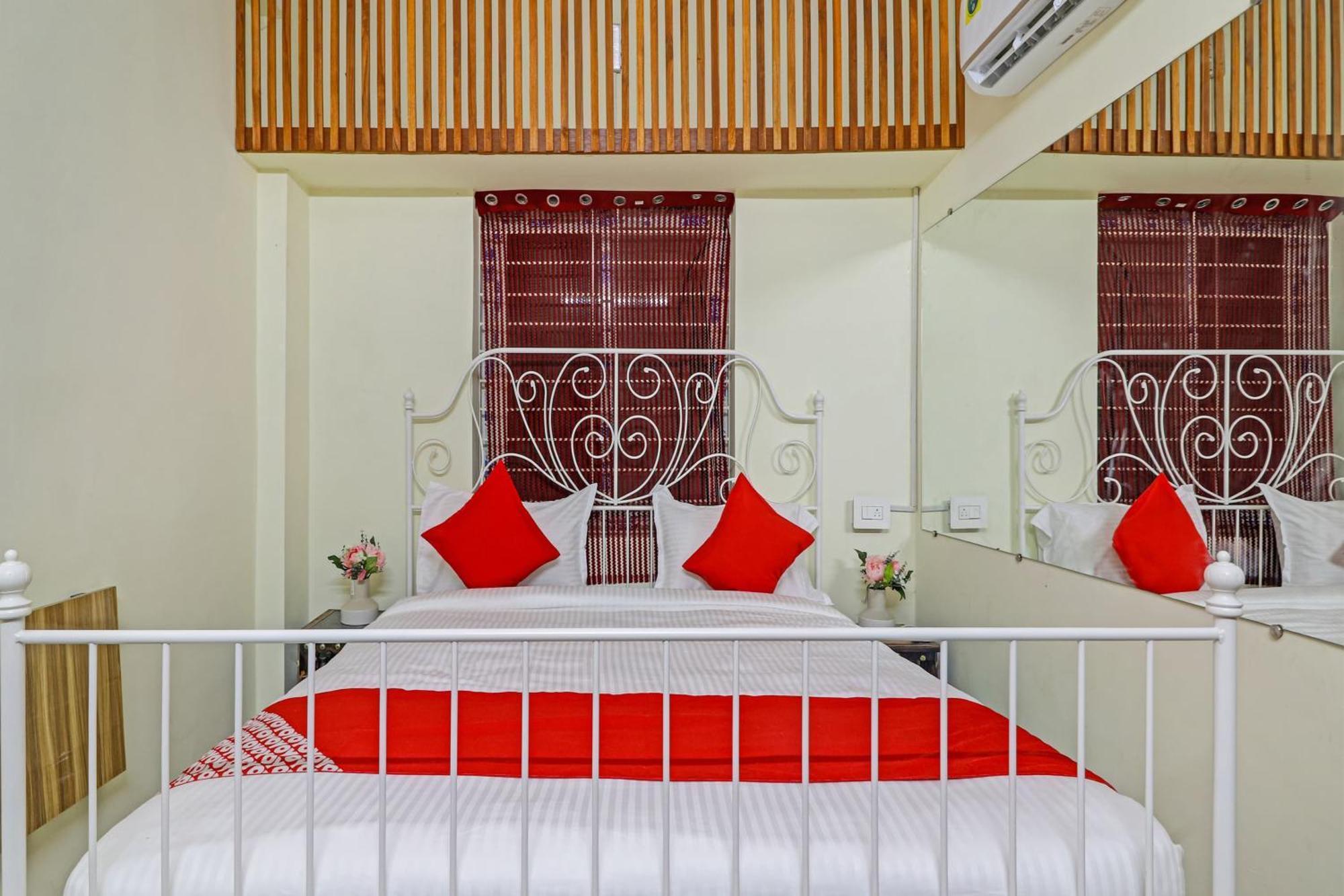 Super Hotel O Dsr Inn Near Nexus Hyderabad Esterno foto