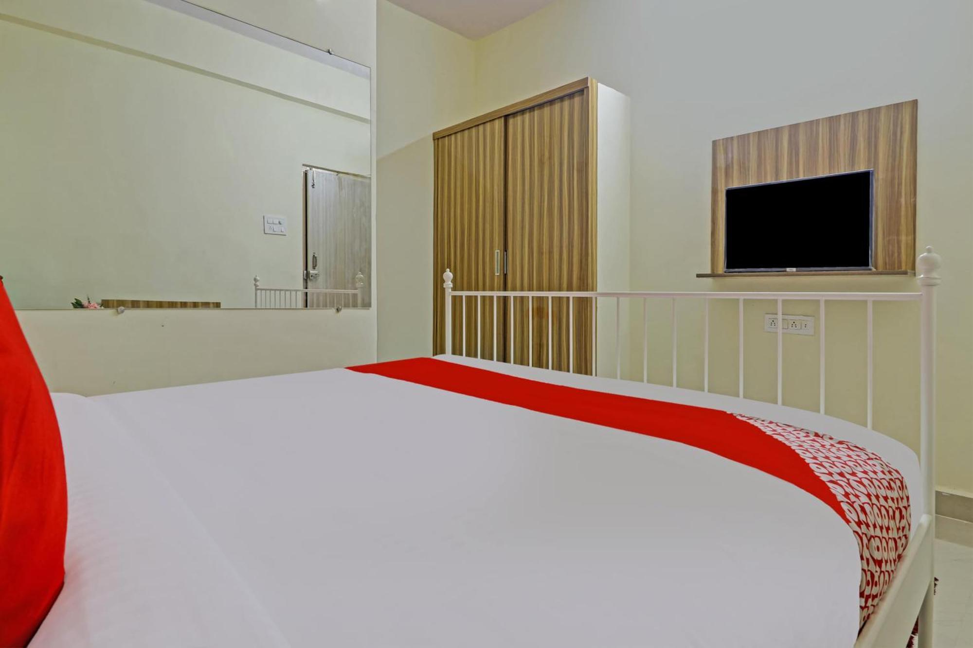 Super Hotel O Dsr Inn Near Nexus Hyderabad Esterno foto