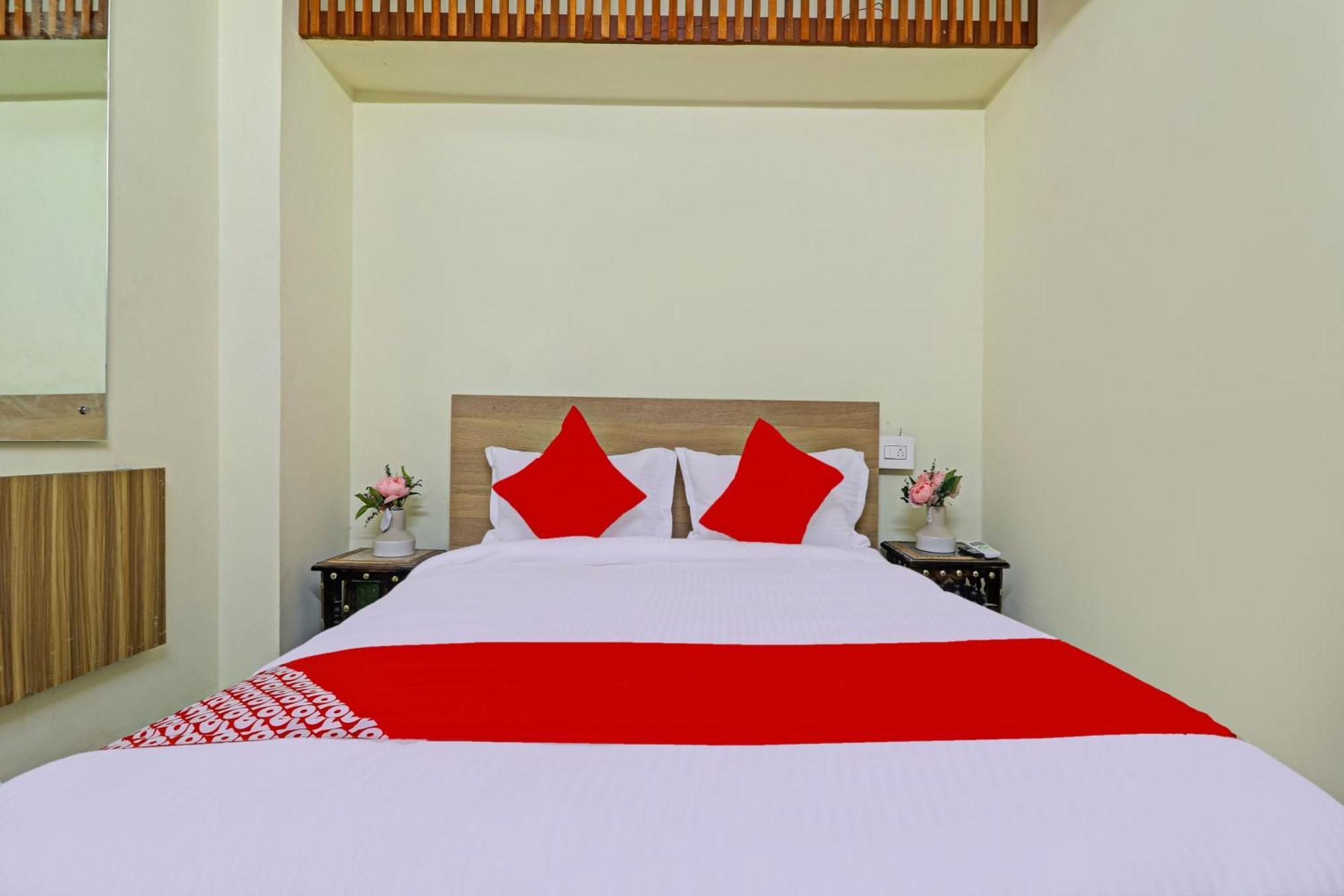 Super Hotel O Dsr Inn Near Nexus Hyderabad Esterno foto