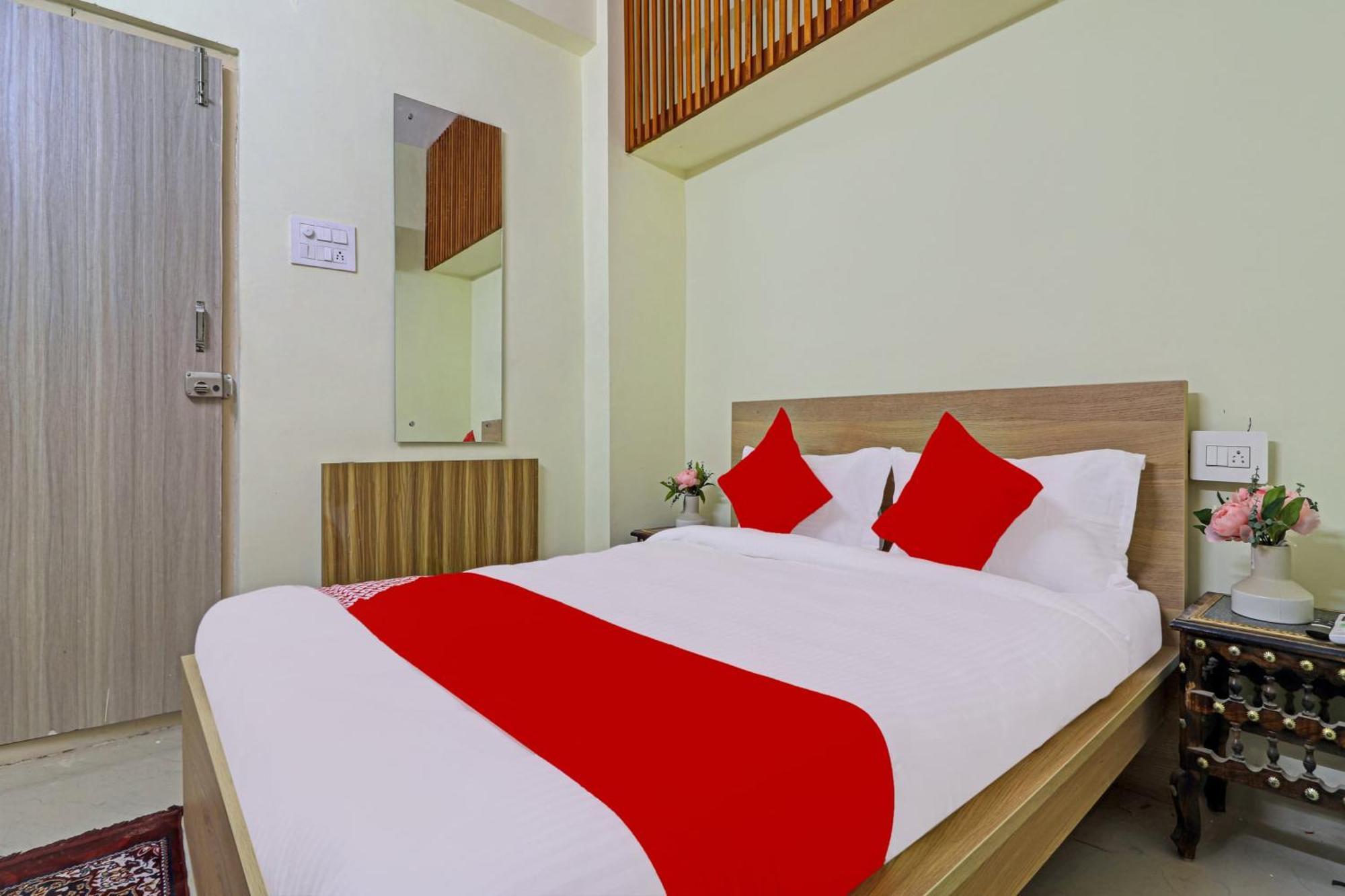 Super Hotel O Dsr Inn Near Nexus Hyderabad Esterno foto