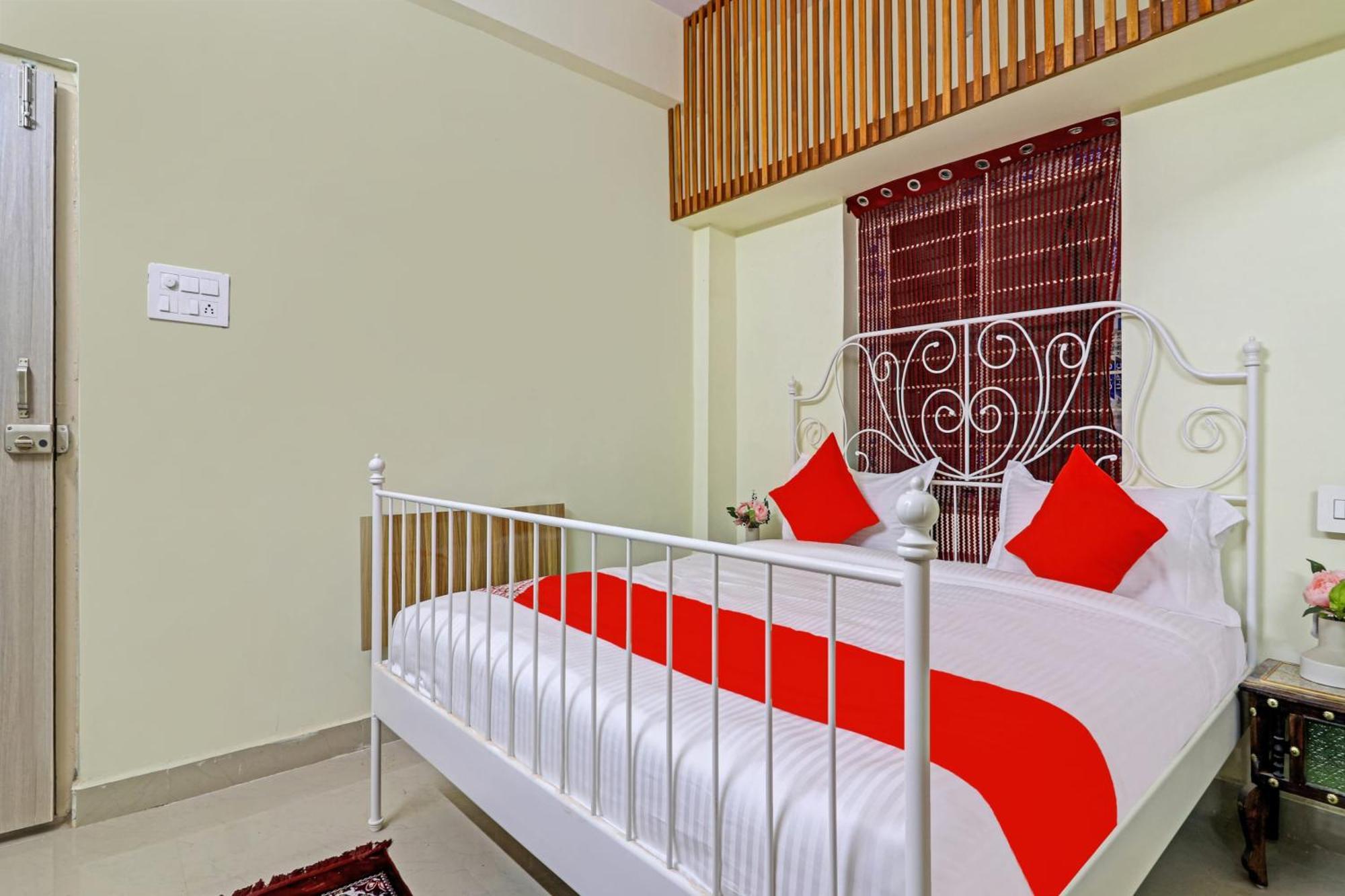 Super Hotel O Dsr Inn Near Nexus Hyderabad Esterno foto